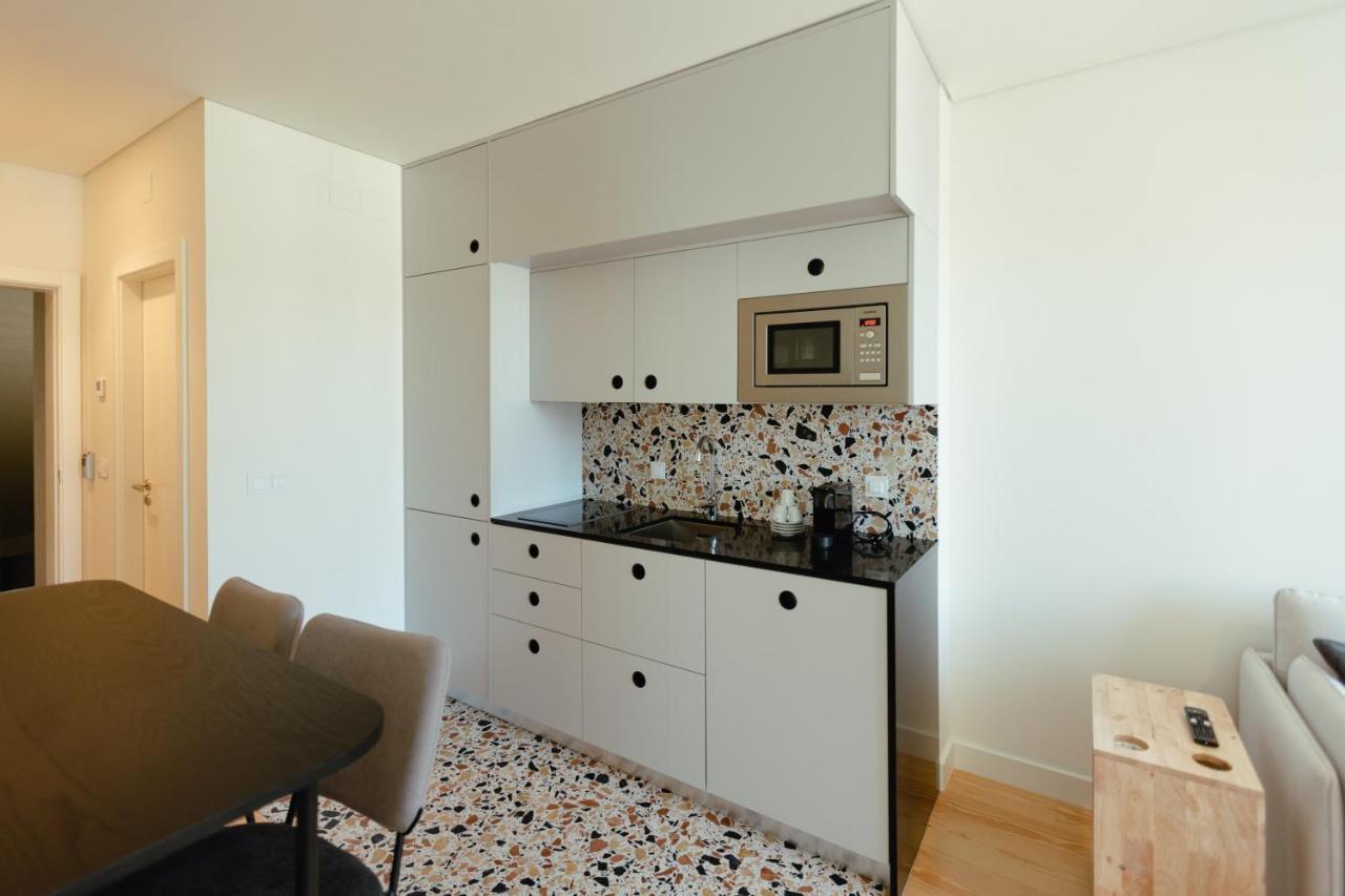 Trindade 19 Apartments - 2C Tinta Miuda Лиссабон Экстерьер фото